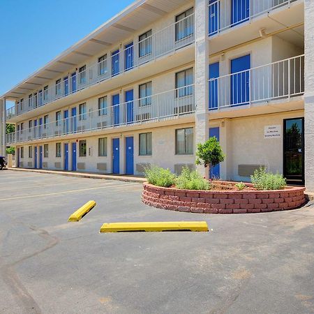 Motel 6-Oklahoma City, Ok - Frontier City Buitenkant foto
