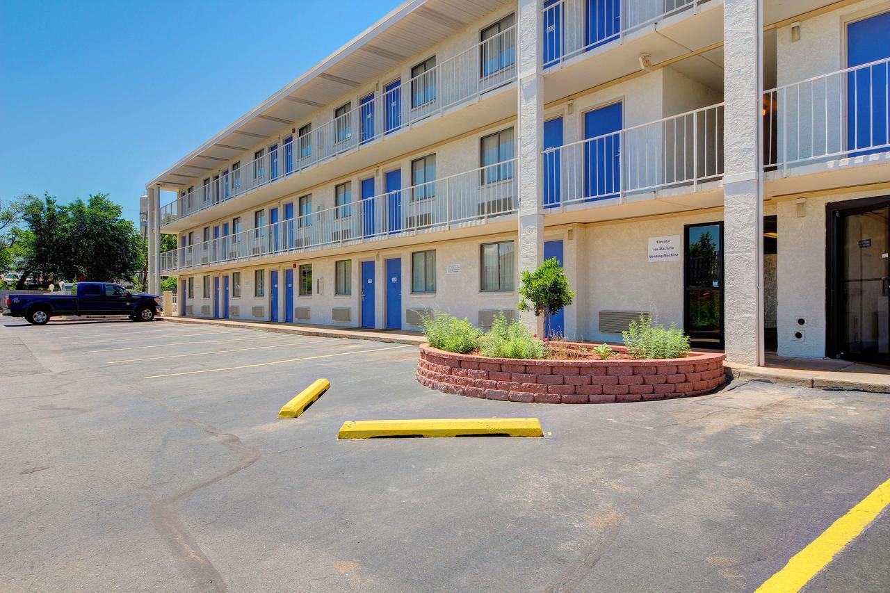 Motel 6-Oklahoma City, Ok - Frontier City Buitenkant foto