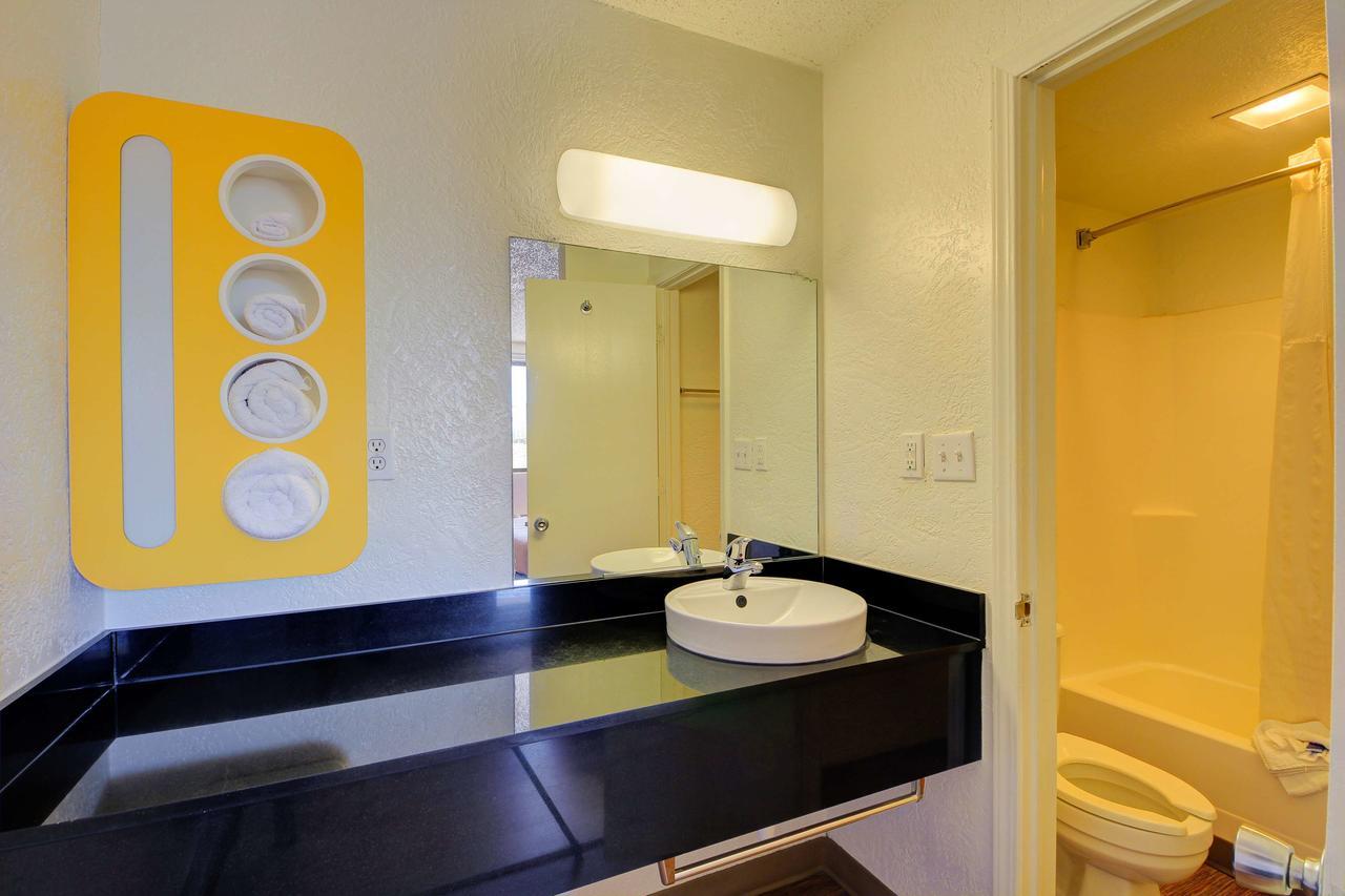 Motel 6-Oklahoma City, Ok - Frontier City Buitenkant foto