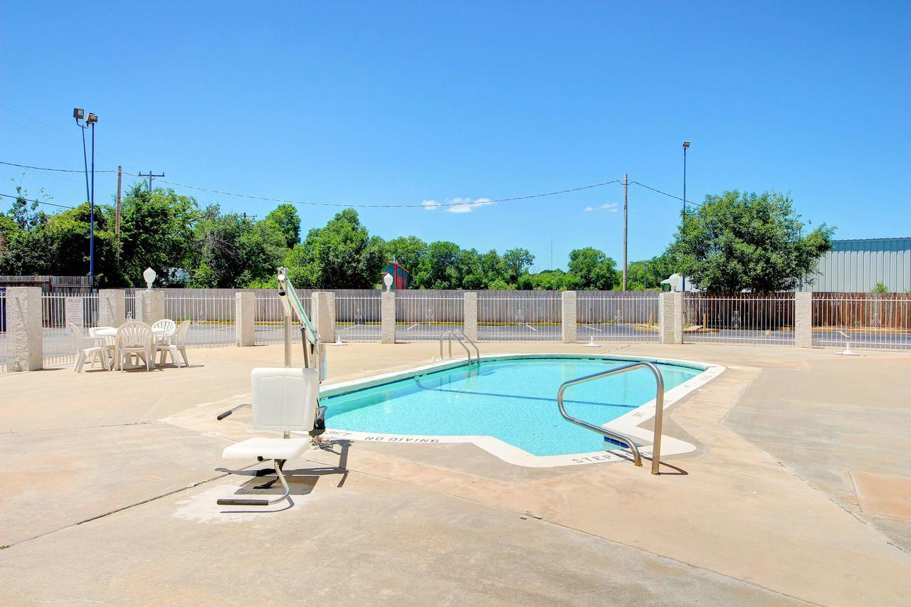 Motel 6-Oklahoma City, Ok - Frontier City Buitenkant foto