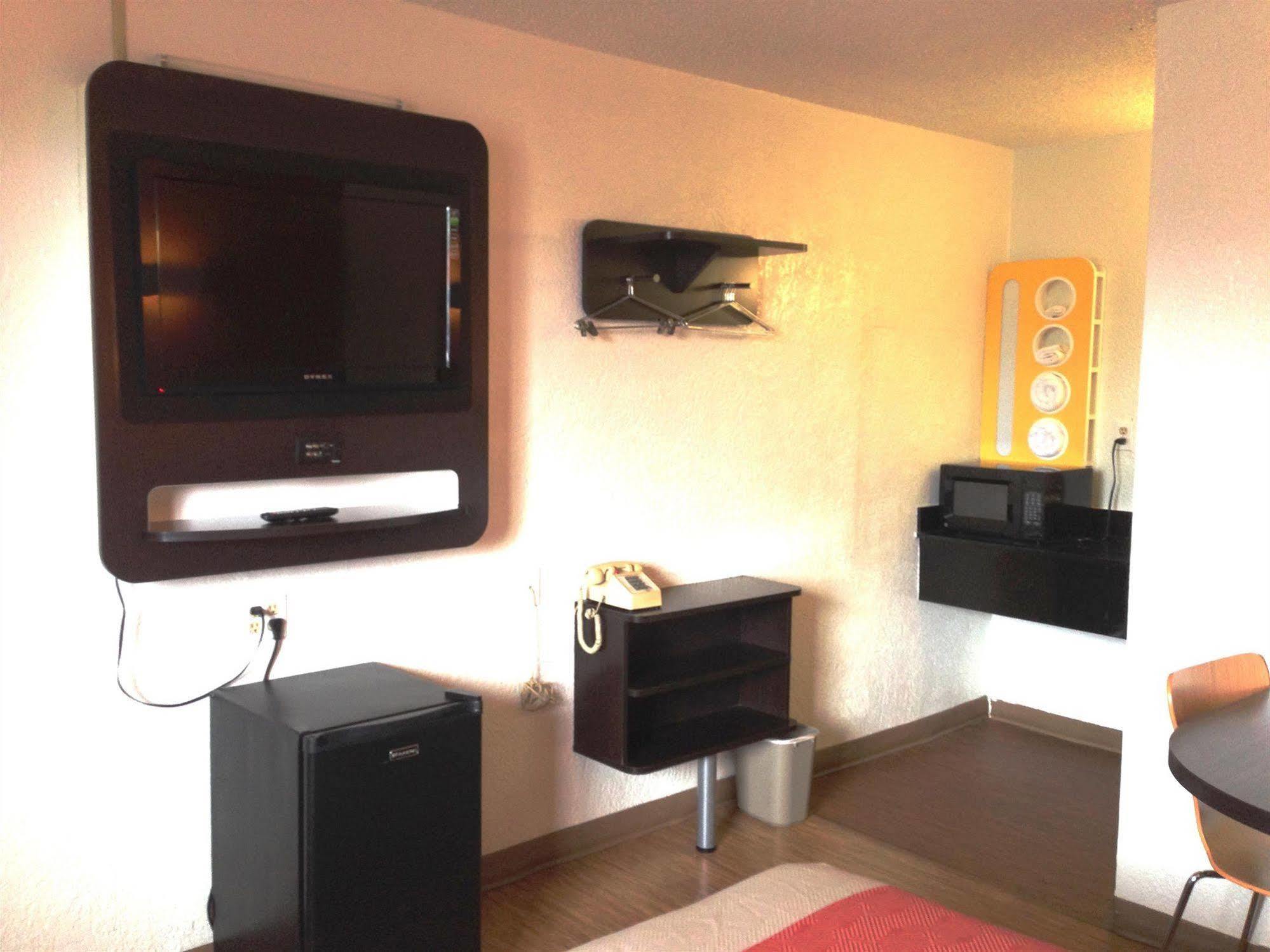 Motel 6-Oklahoma City, Ok - Frontier City Buitenkant foto